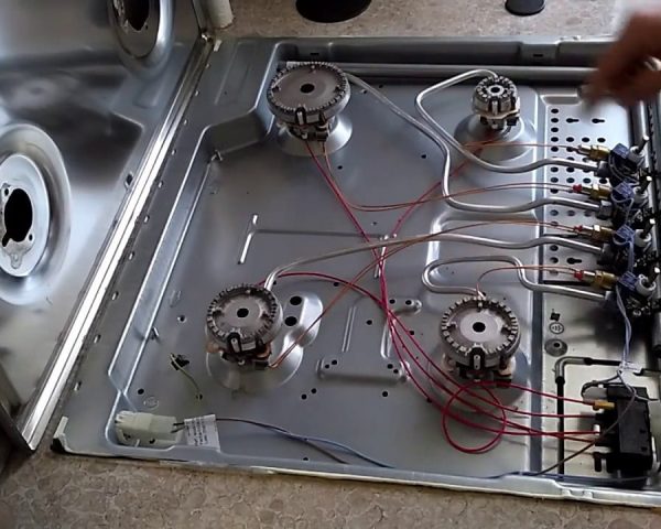 podjig-gazovoy-plity-remont